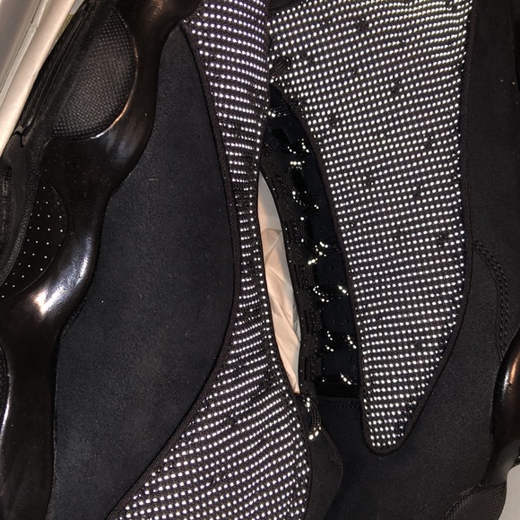 Air Jordan 13 Retro - Picture 2 of 3